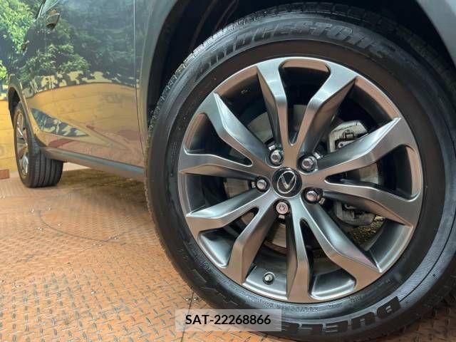Lexus NX 2018-05 275690-13