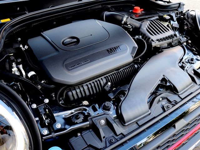Bmw MINI 2021-06 24978-29