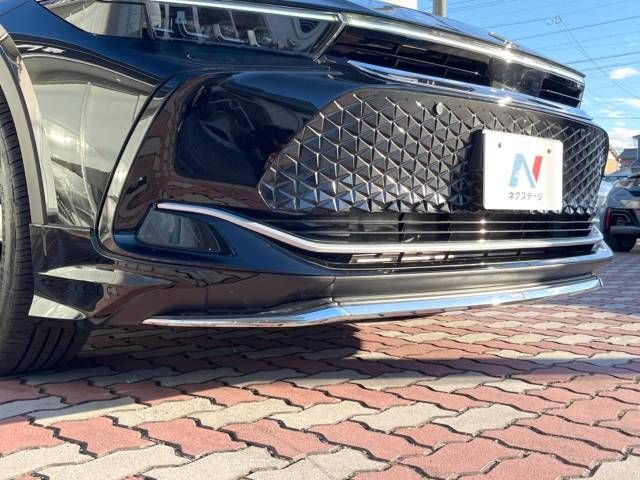 Toyota CROWN 2023-01 182891-2