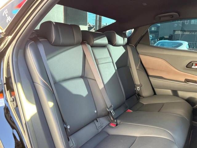 Toyota CROWN 2023-01 182891-9