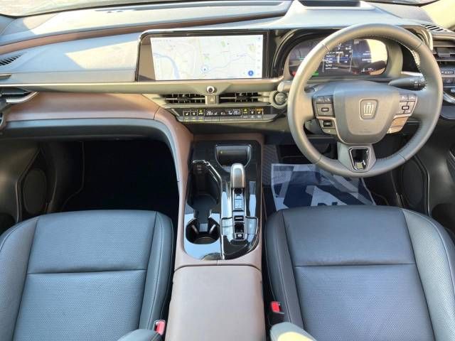 Toyota CROWN 2023-01 182891-1
