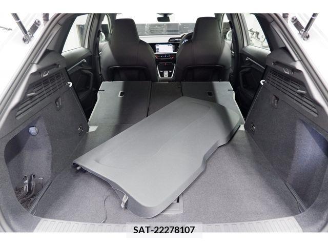Audi A3 2023-06 212189-10