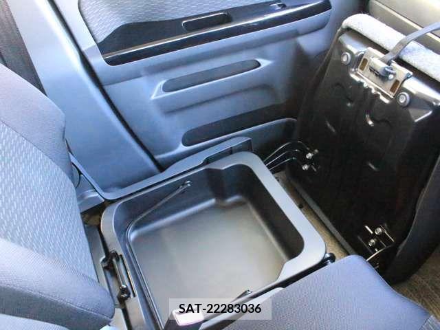 Suzuki SPACIA 2013-09 216355-16