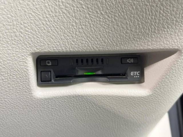 Toyota SIENTA 2017-05 193599-6