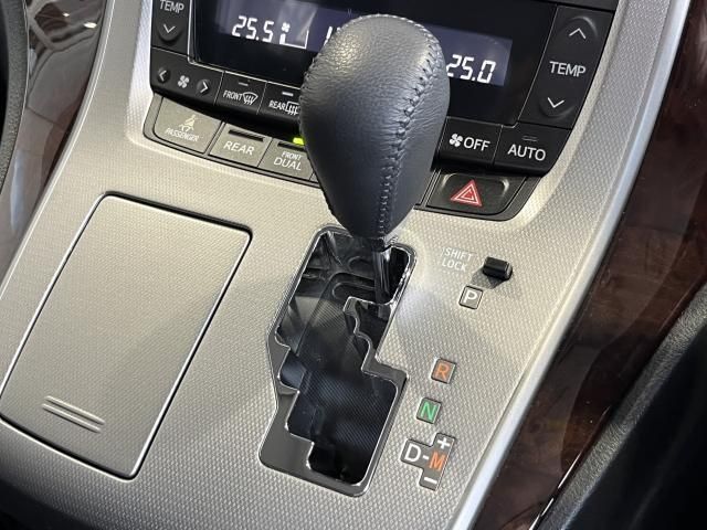 Toyota ALPHARD 2015-01 26635-13