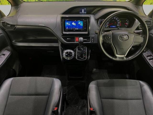 Toyota NOAH 2016-12 187332-1