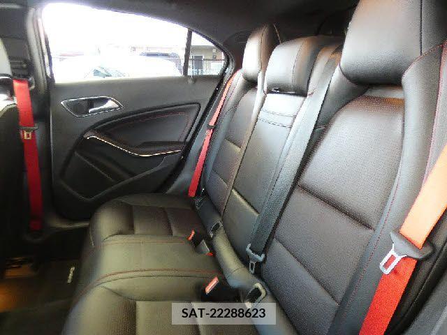 Amg A-Class 2015-04 212341-3