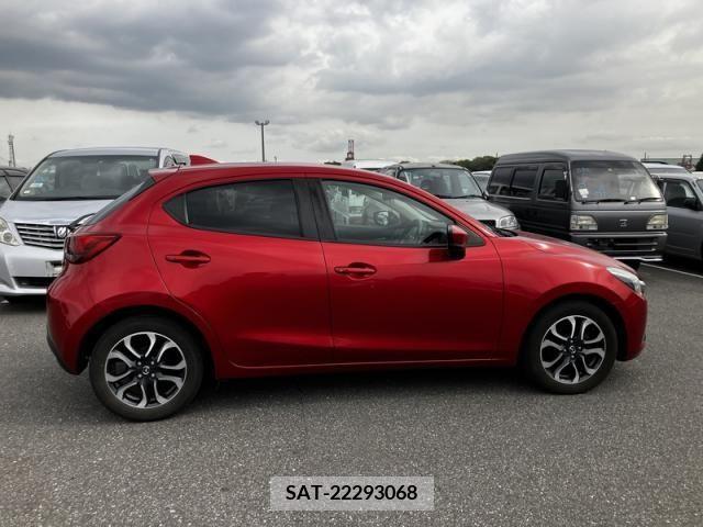 Mazda DEMIO 2017-01 269534-7