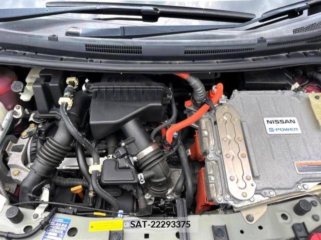 Nissan NOTE 2016-11 392966-18