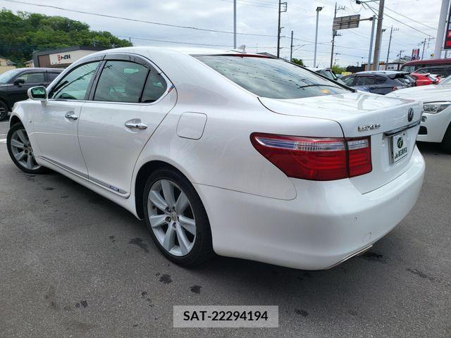 Lexus LS 2008-01 388130-15