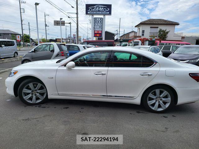 Lexus LS 2008-01 388130-14