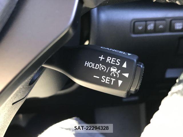 Lexus IS 2022-07 388129-23