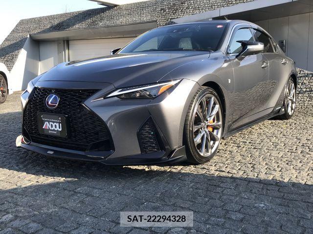 Lexus IS 2022-07 388129-1