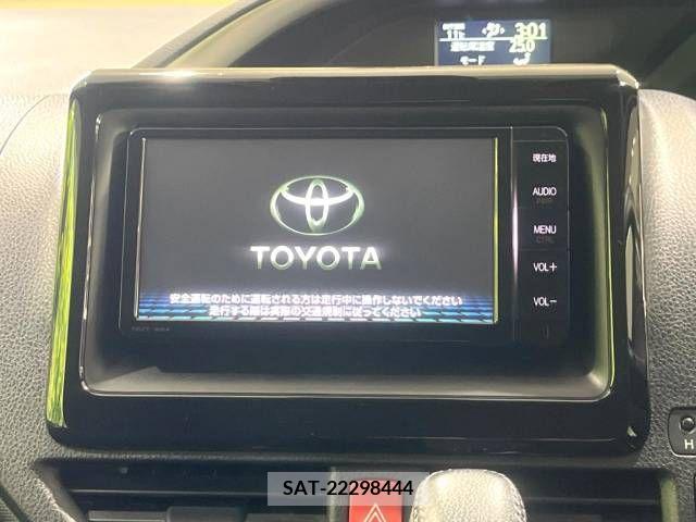 Toyota VOXY 2016-08 210849-2