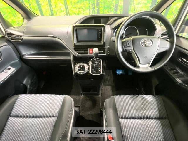 Toyota VOXY 2016-08 210849-1
