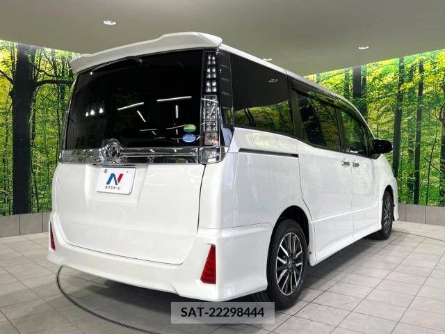 Toyota VOXY 2016-08 210849-18