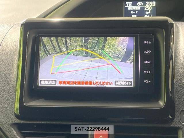 Toyota VOXY 2016-08 210849-3