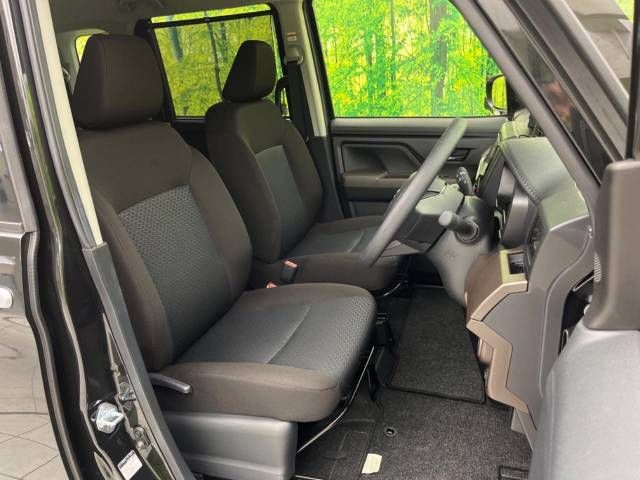 Toyota ROOMY 2023-04 189026-8
