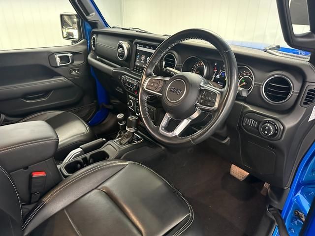 Jeep WRANGLER 2021-08 19317-1
