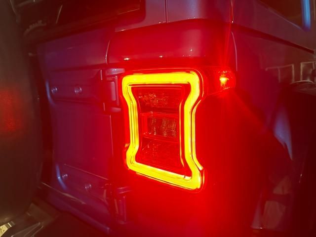 Jeep WRANGLER 2021-08 19317-8