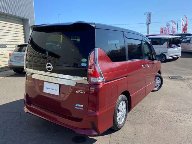 Nissan SERENA 2018-08 24807-1