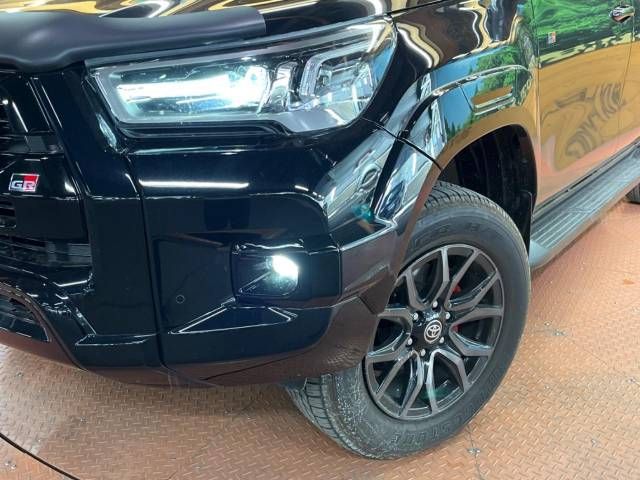 Toyota HILUX 2022-04 193177-14