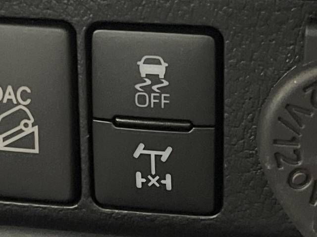 Toyota HILUX 2022-04 193177-7
