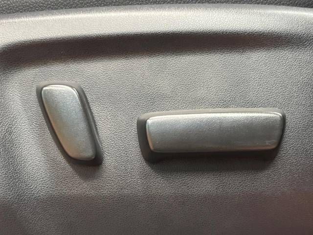 Toyota HILUX 2022-04 193177-9