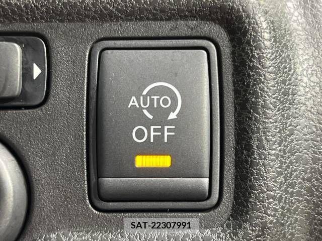 Nissan NOTE 2012-09 302283-3