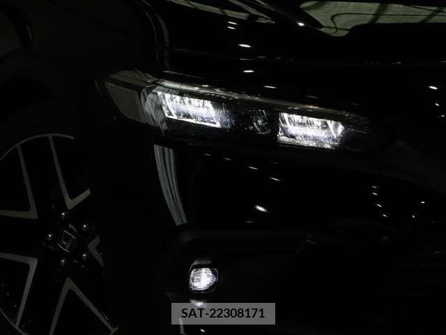 Honda CIVIC 2022-05 357947-13