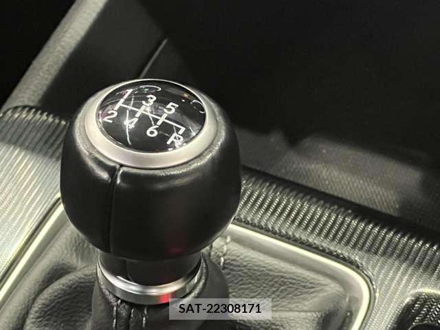 Honda CIVIC 2022-05 357947-6