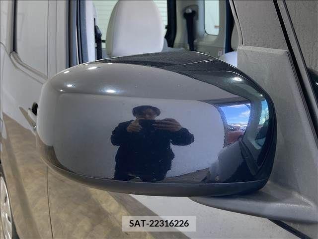 Mitsubishi EK SPACE 2017-09 300693-6