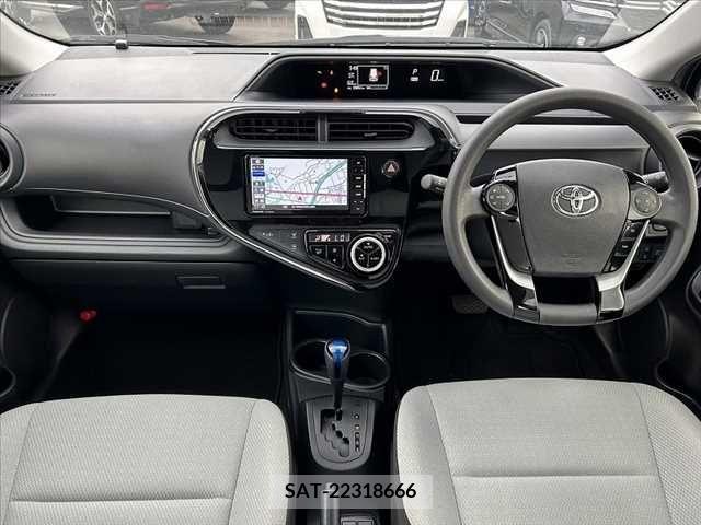 Toyota AQUA 2021-02 260628-1