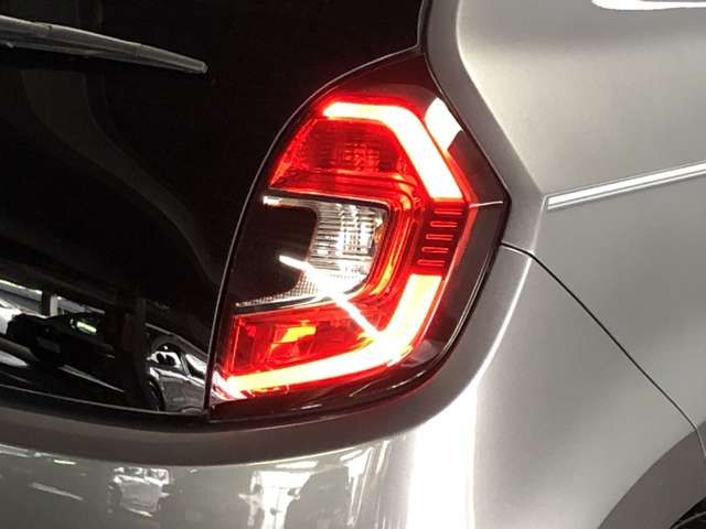 Renault TWINGO 2022-10 185862-8