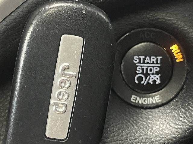 Jeep CHEROKEE 2016-09 17762-9