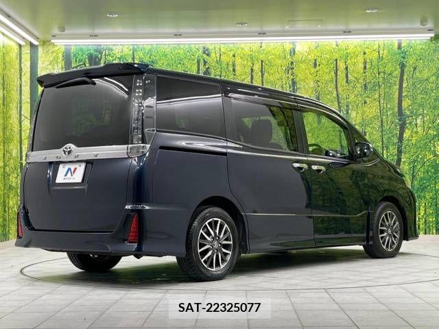 Toyota VOXY 2015-02 289157-18