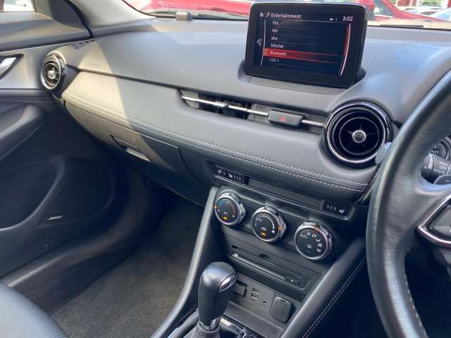 Mazda CX-3 2018-10 24020-5