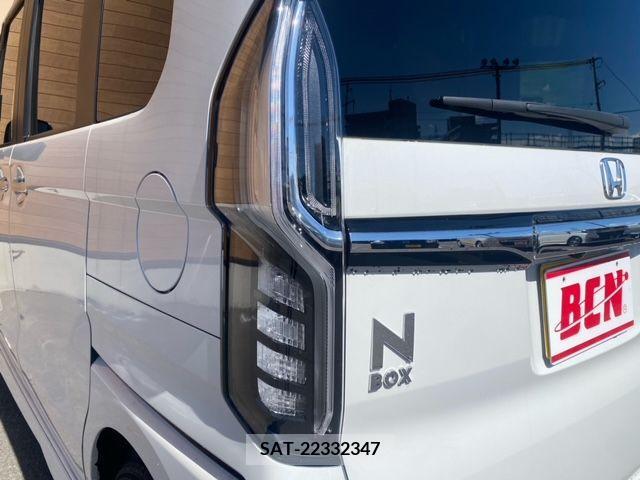 Honda N BOX CUSTOM 2022-03 307402-25