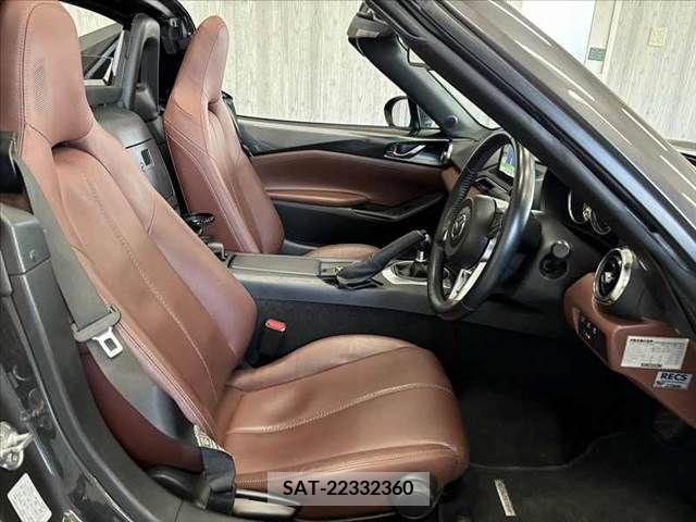 Mazda ROADSTER 2018-09 393679-13