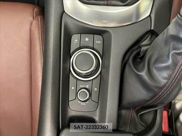 Mazda ROADSTER 2018-09 393679-25