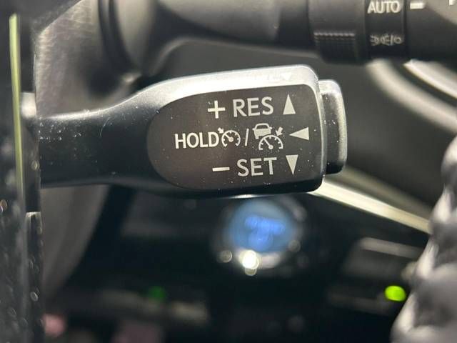 Toyota PRIUS 2021-01 28318-5