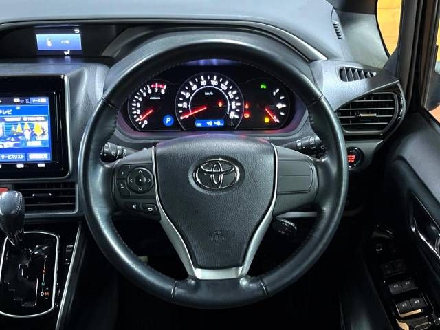 Toyota VOXY 2019-02 196484-12
