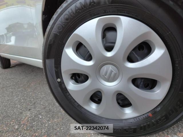 Suzuki ALTO 2014-04 352484-27