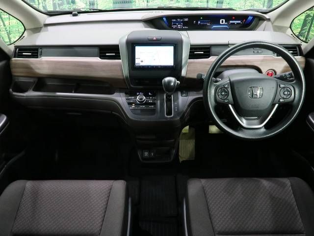 Honda FREED 2021-04 22440-1