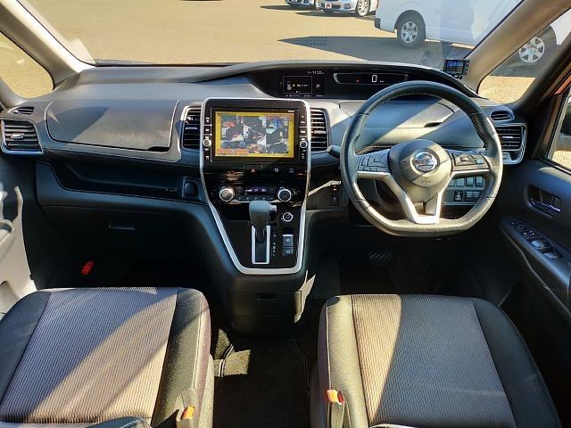 Nissan SERENA 2017-12 21983-1
