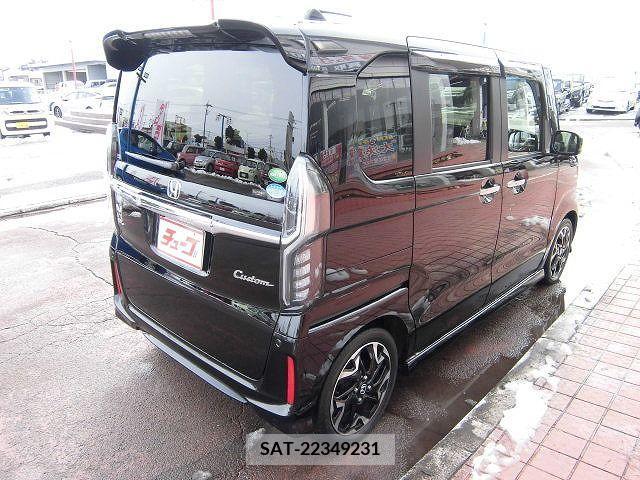 Honda N BOX CUSTOM 2017-08 218967-2