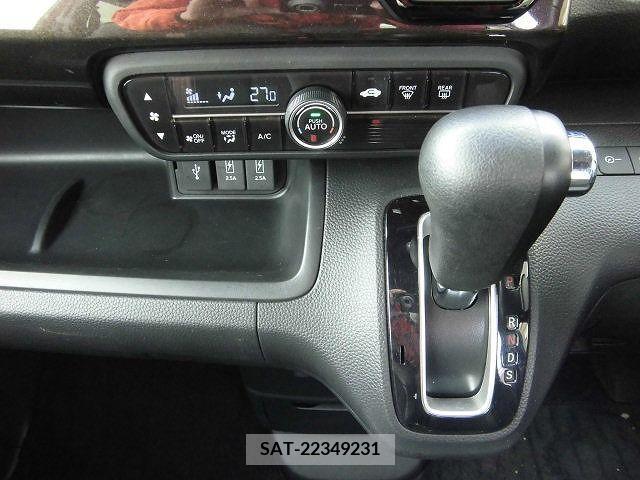Honda N BOX CUSTOM 2017-08 218967-15