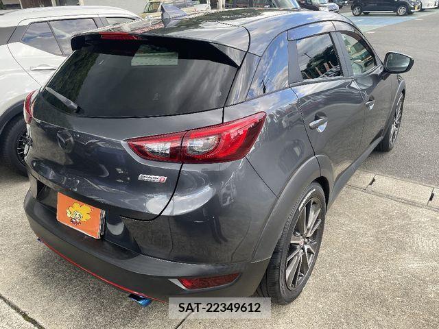 Mazda CX-3 2015-12 358481-2