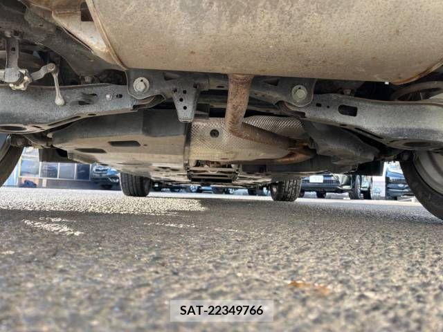 Toyota C-HR 2017-12 209009-19