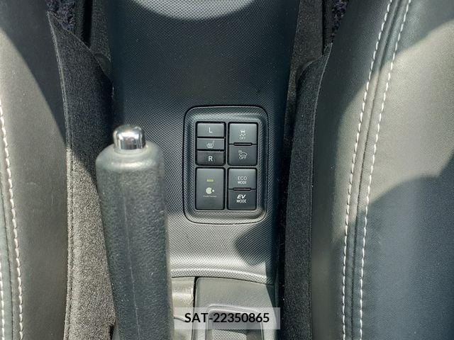 Toyota AQUA 2017-09 395701-24